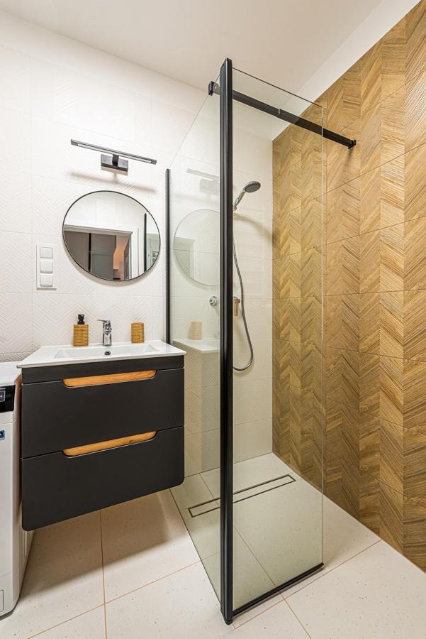 Cubic Home Rumia Exteriér fotografie